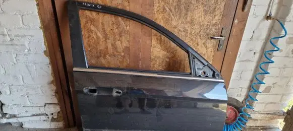 Chrysler Pacifica Front door