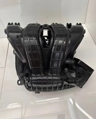 Mitsubishi Outlander Intake manifold 1502A016