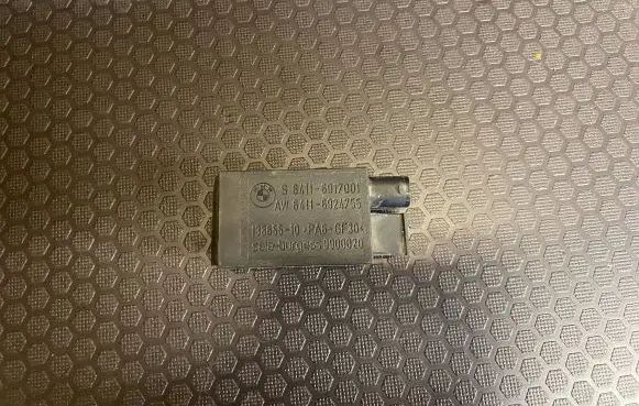 BMW 5 E39 AUC sensor 64116917001 9900020 13865510