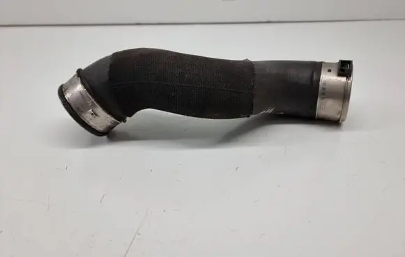 BMW X6 F16 Intercooler hose/pipe 7823237