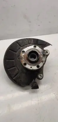 Volkswagen PASSAT B6 Front wheel hub spindle knuckle