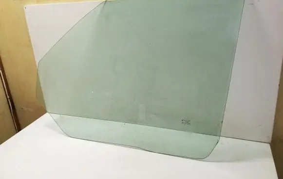 Volkswagen Transporter - Caravelle T5 Front door window/glass (coupe) 