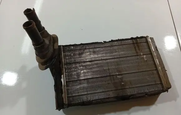 Heater blower radiator