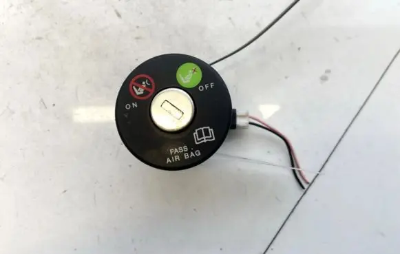 Alfa Romeo 147 Passenger airbag on/off switch 54987 46480451
