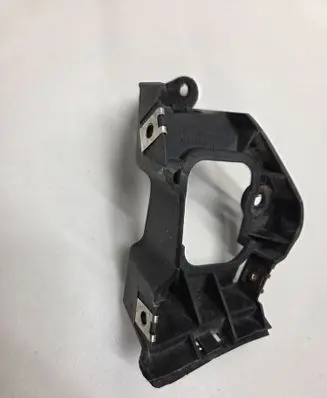 Fender mounting bracket