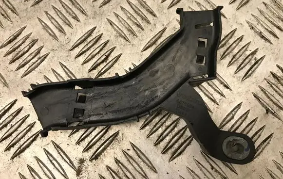 Volvo S60 Other engine bay part 8676954