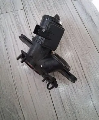Citroen C5 Throttle body valve 9675233680
