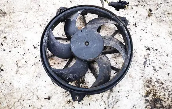 Citroen C8 Radiator cooling fan shroud 1494742080 5020329
