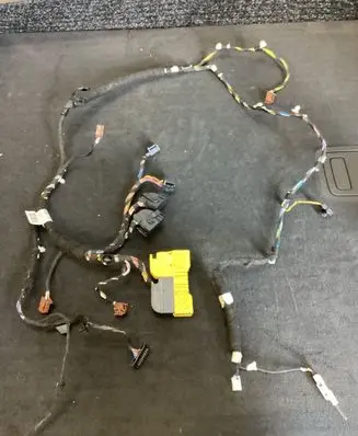 BMW X5 F15 Seat wiring loom 9313523 EG4082A 1808141652