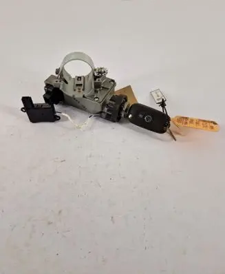 Opel Insignia B Ignition lock 4131499
