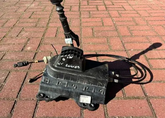 Fiat Grande Punto Gear shift cable linkage 553488070 55199358 55199359