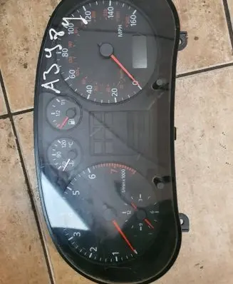 Audi A3 S3 8L Speedometer (instrument cluster) 8L0919910E