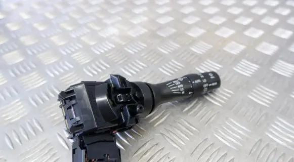 Lexus RX 330 - 350 - 400H Wiper control stalk 8465248120