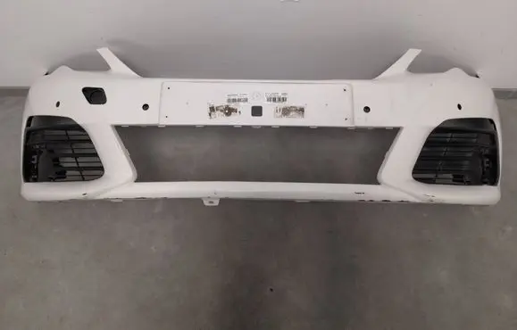 Peugeot 308 Front bumper 38299433