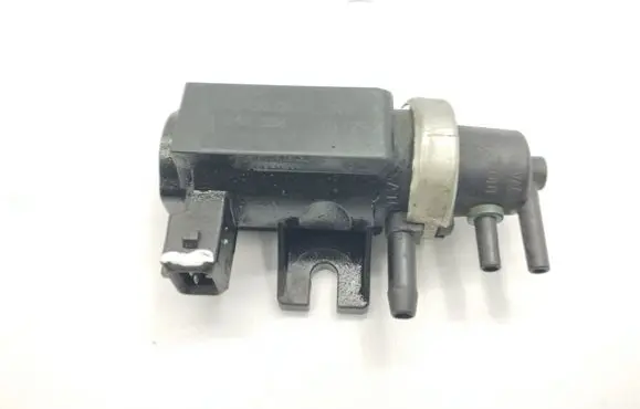 BMW 3 E46 Vacuum valve 