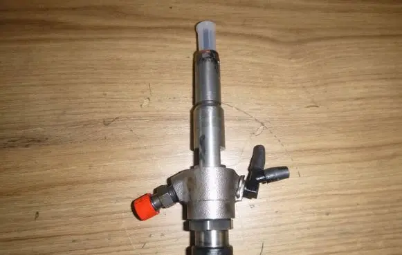 Citroen C3 Fuel injector 9649574480