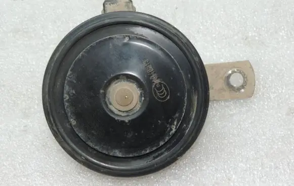 Ford Ranger Horn signal AB3913A803AC