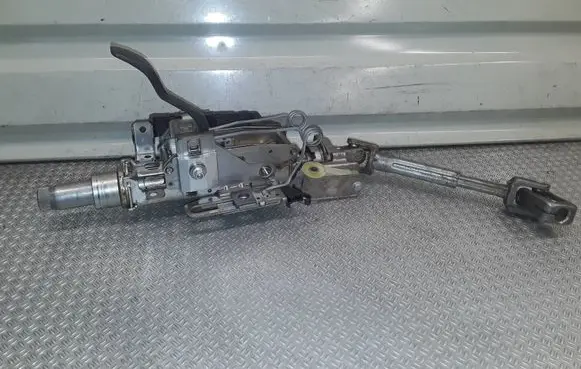 Skoda Fabia Mk2 (5J) Steering wheel axle 