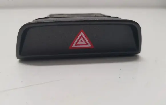 KIA Sportage Hazard light switch 4913601110 937903U010
