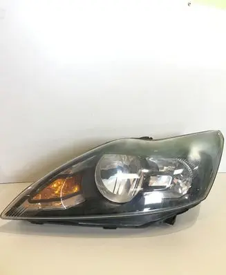 Ford Focus Headlight/headlamp 8M5113W030DE 77R00H