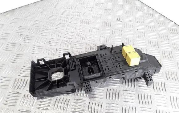 Saab 9-3 Ver2 Fuse module 460023260 12798346 518820022