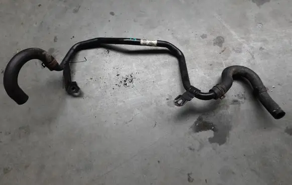 Volkswagen New Beetle Power steering hose/pipe/line 1C0422887F