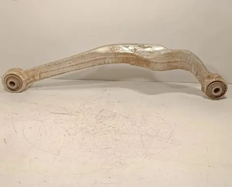 Rear control arm