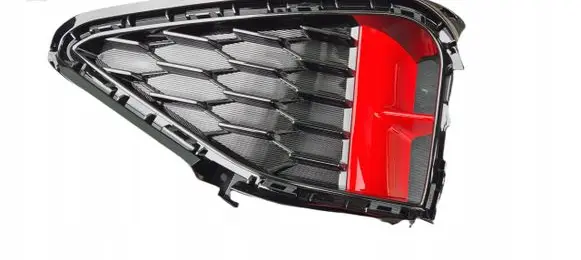 Hyundai i30 Front bumper upper radiator grill