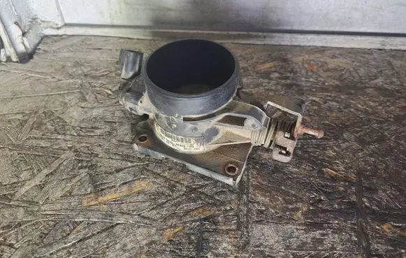 Ford Mondeo Mk III Throttle valve 1S7G9E926HA 1S7U9E927CA