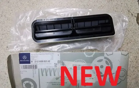 Mercedes-Benz E C207 W207 Quarter panel pressure vent A2128300242