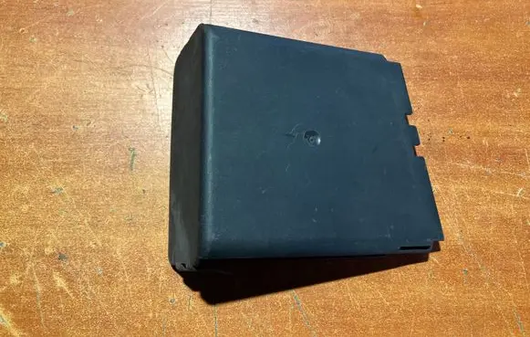 Opel Meriva A Fuse box cover 93363144