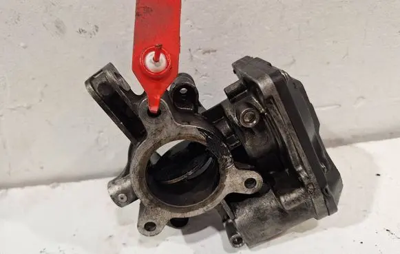 Opel Corsa E Throttle body valve 55581772