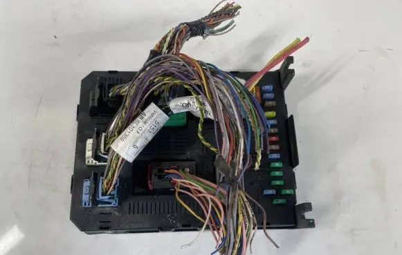 Citroen C4 Grand Picasso Fuse box set 9661940080 21676031