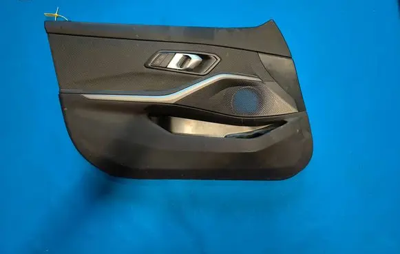 BMW 3 G20 G21 Coupe rear side trim panel 