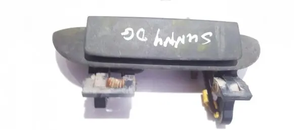 Nissan Sunny Front door exterior handle