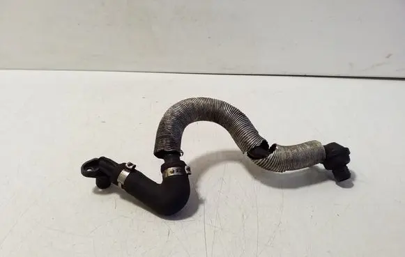 Audi A6 S6 C5 4B Vacuum line/pipe/hose 027133783B