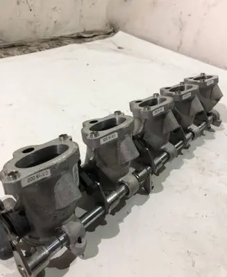 BMW M5 Throttle valve 7933798