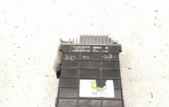 Mercedes-Benz E W124 Engine control unit/module A0055457132 0055457132