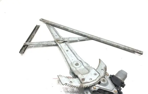 Honda CR-V Front door window regulator with motor
