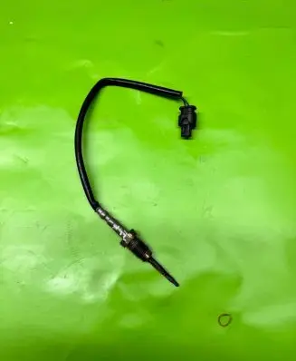 BMW 3 E90 E91 Exhaust gas temperature sensor 7805607 0454001792 02656001792
