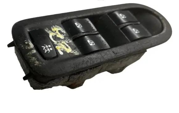 Renault Megane II Electric window control switch 156018070