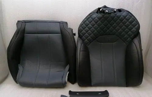 Bentley Flying Spur Third row seat belt