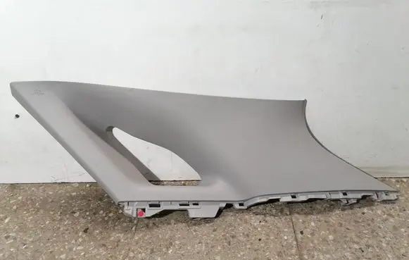(D)pillar trim (top)