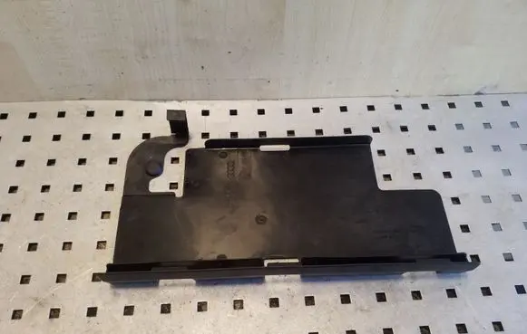 Audi A5 Sportback 8TA Battery box tray cover/lid 8K0915429G
