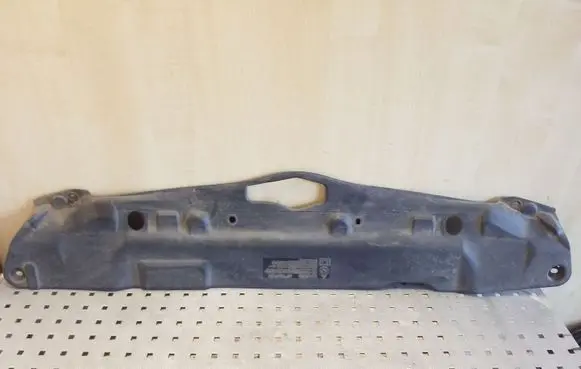 Radiator trim