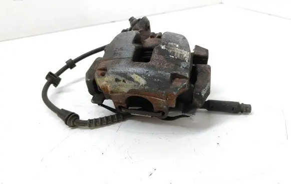 Peugeot 3008 II Front brake caliper