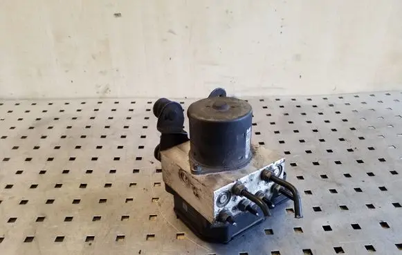 Volkswagen PASSAT CC ABS Pump 3AA614109AQ 54085622Z 17654081