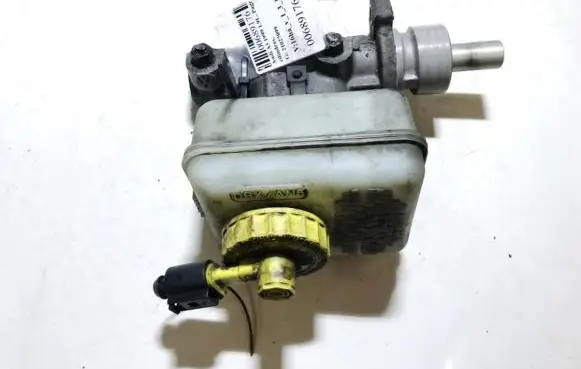 Audi A3 S3 8L Master brake cylinder 21027099