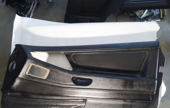 BMW 8 E31 Front door card panel trim 51418161822 8161822