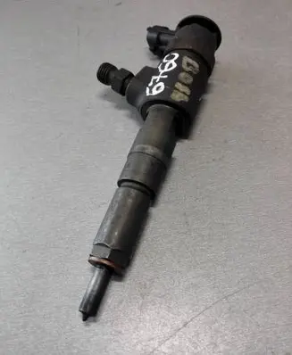Peugeot 206 Fuel injector 0445110252